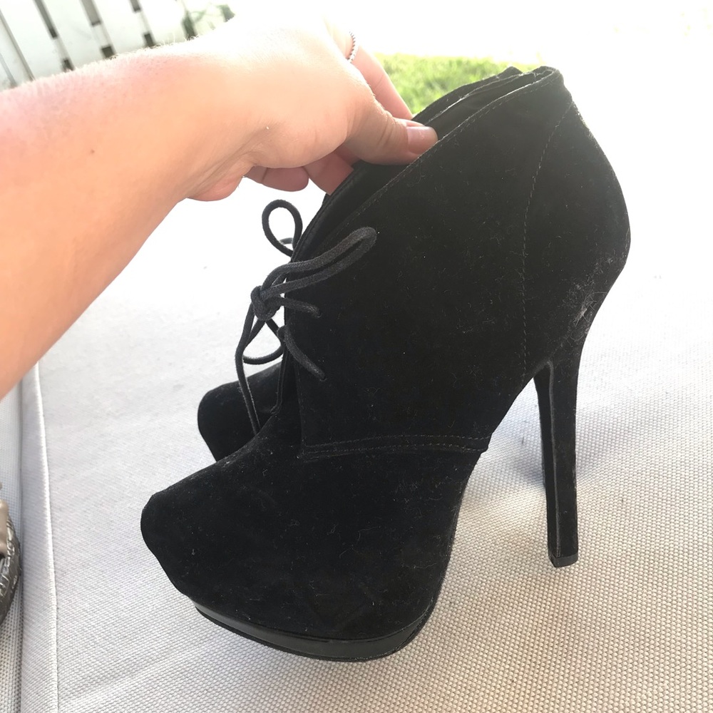 Black ankle booties
